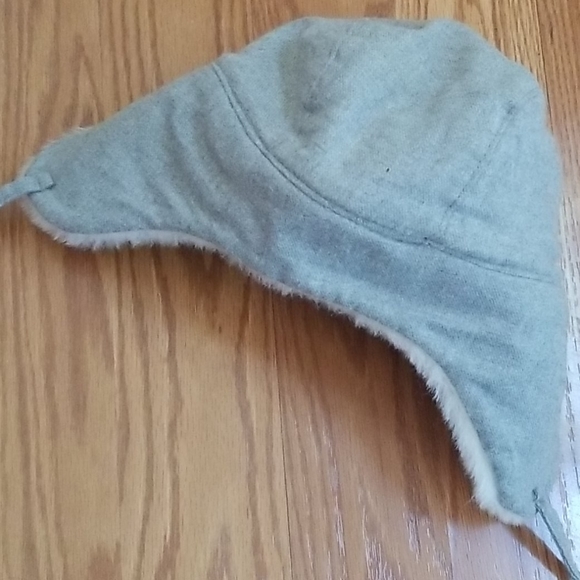 Baby gap fur hat 6-12mo - Picture 5 of 5
